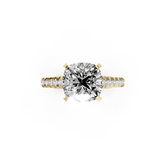 Cushion Diamond Graduation Set Engagement Ring