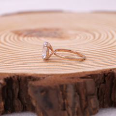 Oval Cut One Diamond Ring