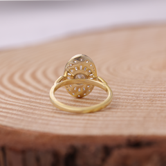 Oval Shape Round Cut Diamond Ring