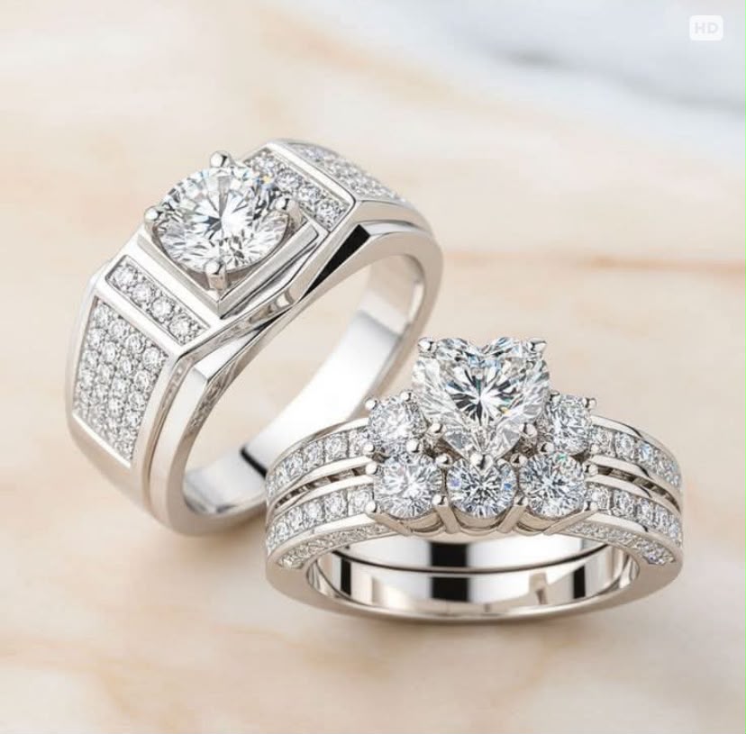 Couple Platinum Ring With Natural Diamond